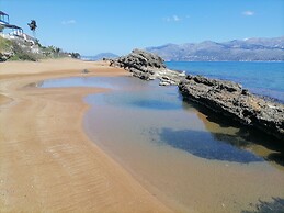 Alekos Beach Houses-Romance