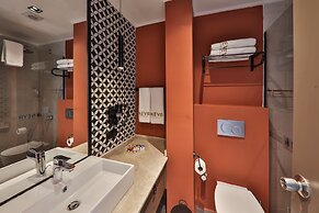 Neva Boutique Hotel
