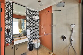 Neva Boutique Hotel