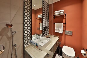 Neva Boutique Hotel