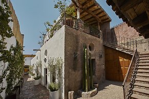Meson Hidalgo