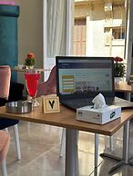 Victory Downtown Boutique Hotel
