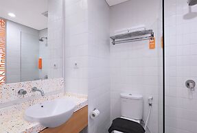 Starlet Hotel BSD City