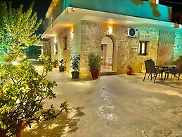 Poseidon Apartments