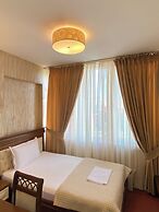 HOTEL ROZAFA