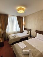 HOTEL ROZAFA