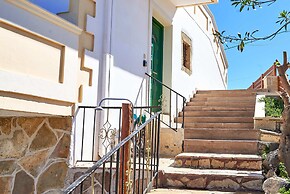 Achilleas Apartments
