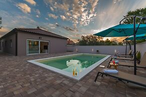 Villa Summer House