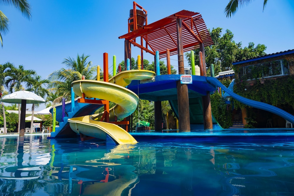 Balneario y Cabañas ISIS