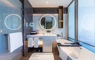 HUALUXE Xi an Chanba by IHG
