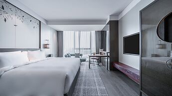 HUALUXE Xi an Chanba by IHG