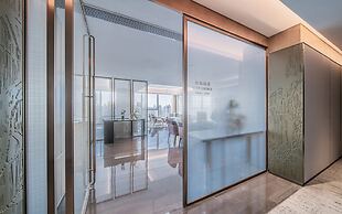 HUALUXE Xi an Chanba by IHG