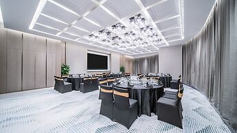 HUALUXE Xi an Chanba by IHG