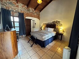 Hotel Cacique Real