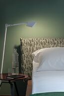 Cavour Deluxe by Mmega
