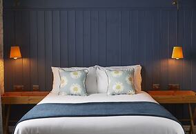 Riverside Shrewsbury by Chef and Brewer Collection