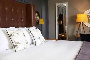 Riverside Shrewsbury by Chef and Brewer Collection