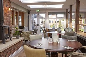 Riverside Shrewsbury by Chef and Brewer Collection