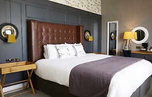 Riverside Shrewsbury by Chef and Brewer Collection