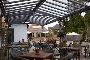 Riverside Shrewsbury by Chef and Brewer Collection