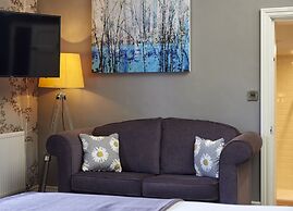 Riverside Shrewsbury by Chef and Brewer Collection
