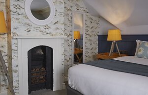 Riverside Shrewsbury by Chef and Brewer Collection