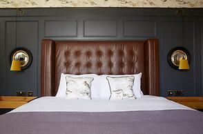 Riverside Shrewsbury by Chef and Brewer Collection