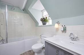 Riverside Shrewsbury by Chef and Brewer Collection