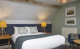Riverside Shrewsbury by Chef and Brewer Collection