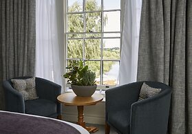 Riverside Shrewsbury by Chef and Brewer Collection