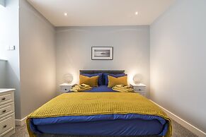Tipyn O Haul - 1 Bed Apartment - Tenby