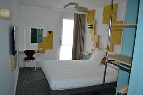 Greet Hotel Rennes Pace