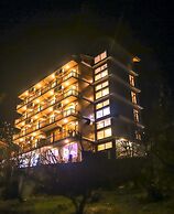 Hotel Smugglers