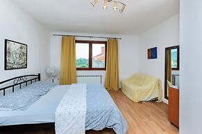 House Mirjana
