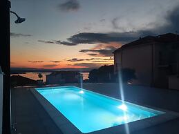 Apartments Jozic