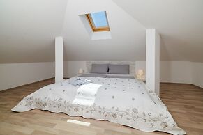 Apartments Jozic