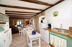House IVA
