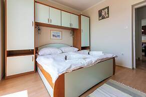 Apartments Ljiljana