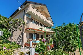 Apartments Ljiljana