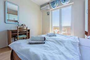 Apartments Ljiljana