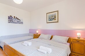 Apartments Rajna