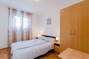Apartments Rajna