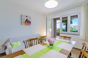 Apartments Rajna