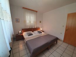 Apartments Villa Anne
