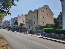 Apartments Villa Anne