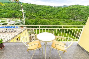 Apartment Green View