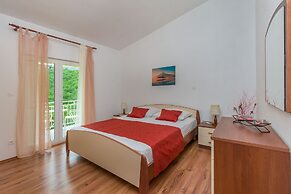 Apartment Green View