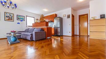 Apartment Diracca