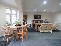 Lennard House