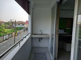 Ruan Plaisoi Apartment